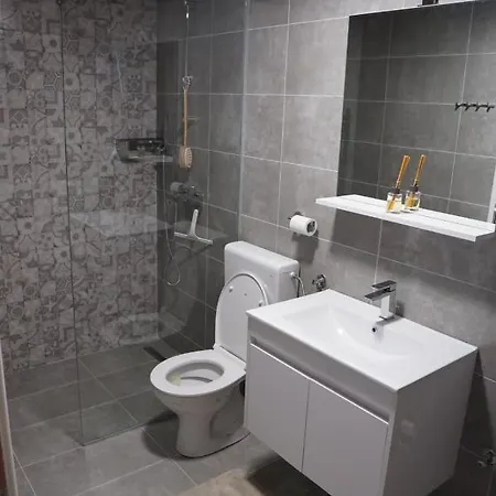 Kuca Za Odmor E Bas Tu *