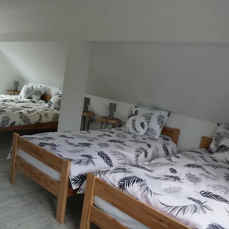 Kuca Za Odmor E Bas Tu Tatil Evi Pale